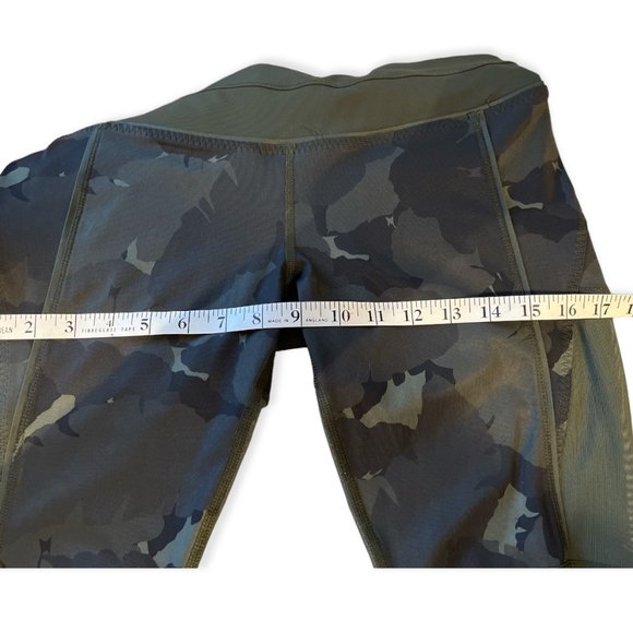 LULULEMON 🇨🇦 Camo Crop Leggings Size 4-6 (No Tag) Mesh sides and Back Army - Picture 10 of 11
